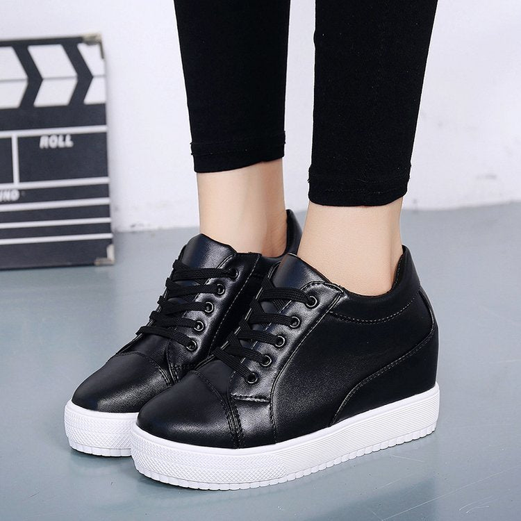 New Style Korean Women's Shoes With Thick Soles In The Autumn